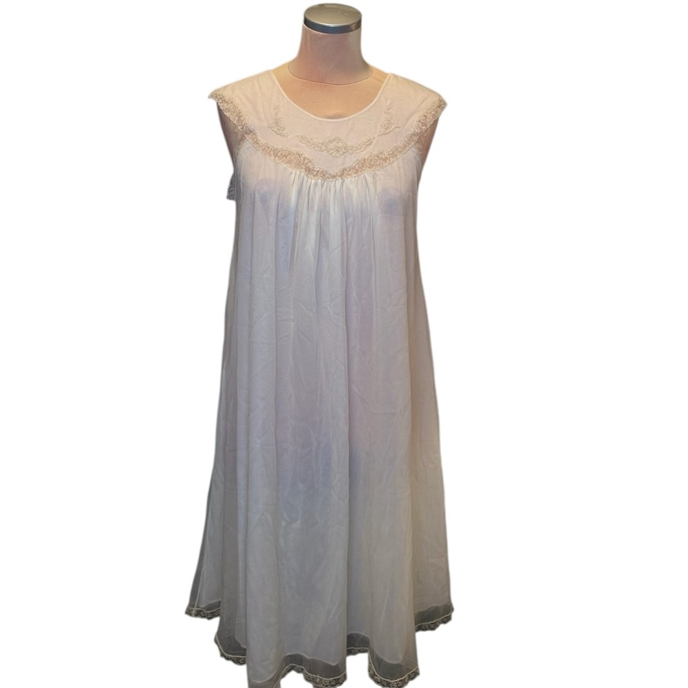 1960s bridal nightgown